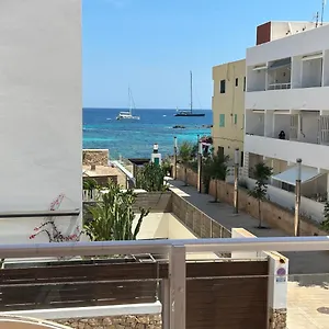 https://bilocale-vista-mare-es-pujols.balearic-islands.net